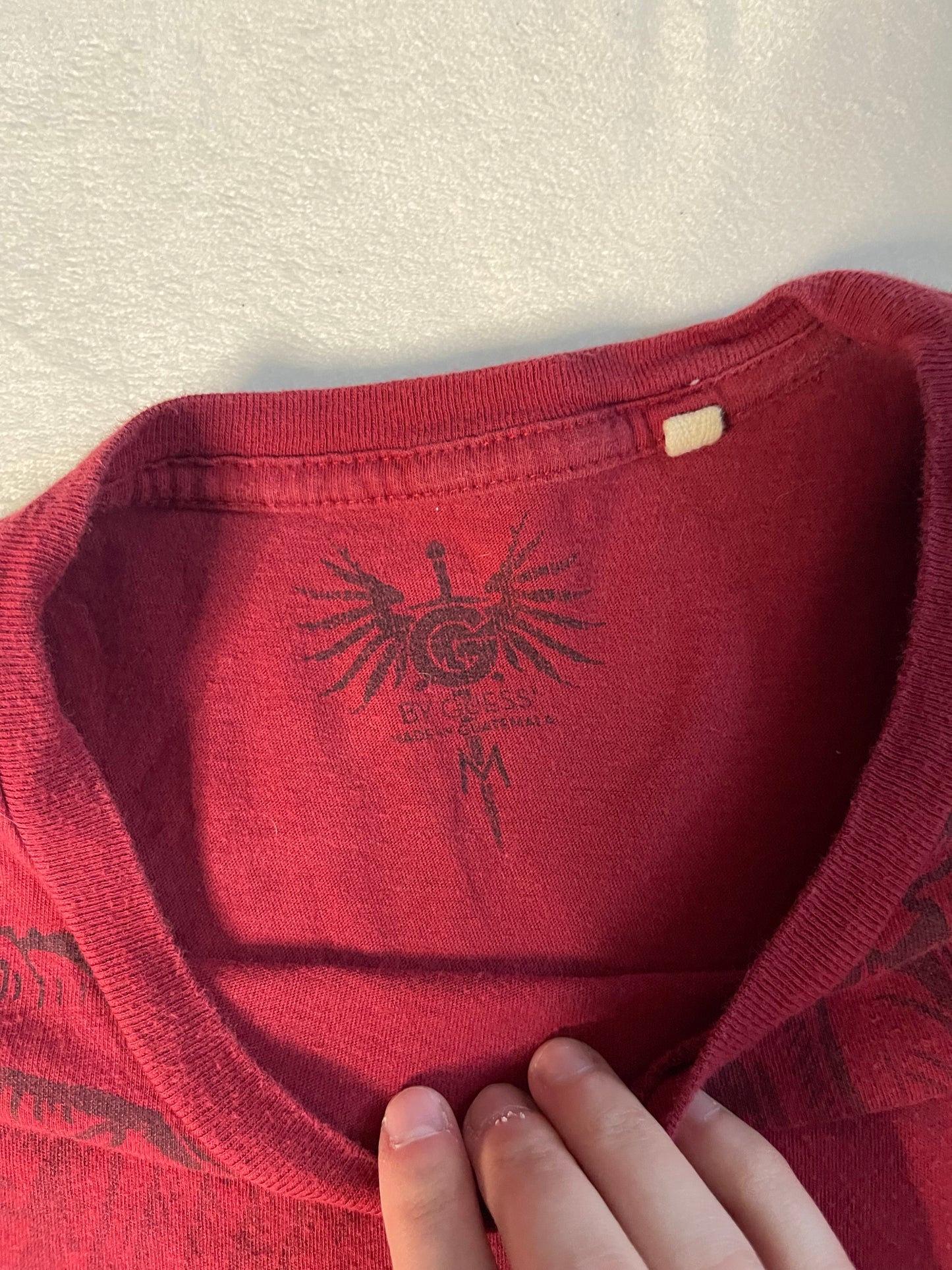Y2k Guess grunge tee