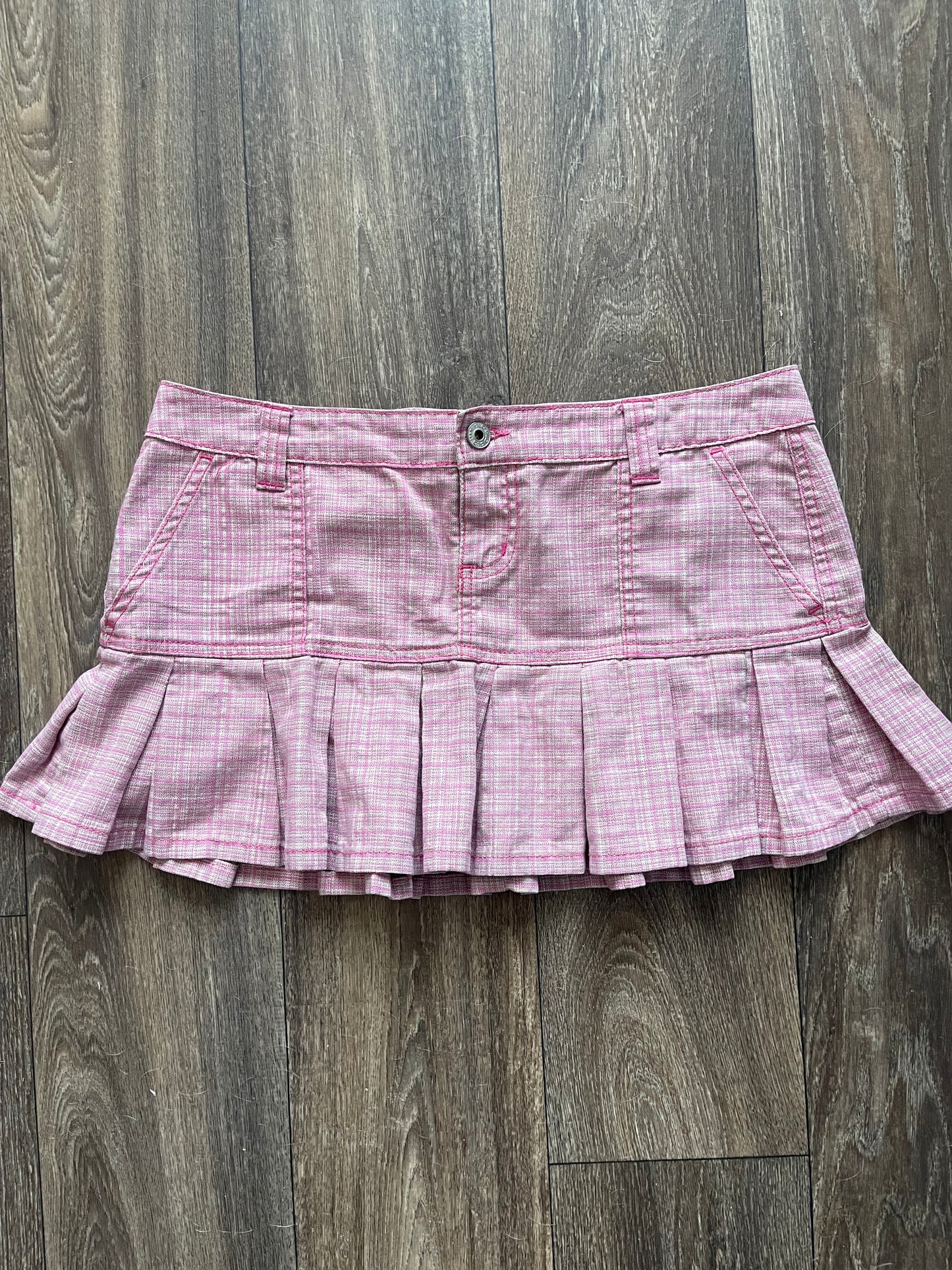 Y2k plaid ruffle mini skirt