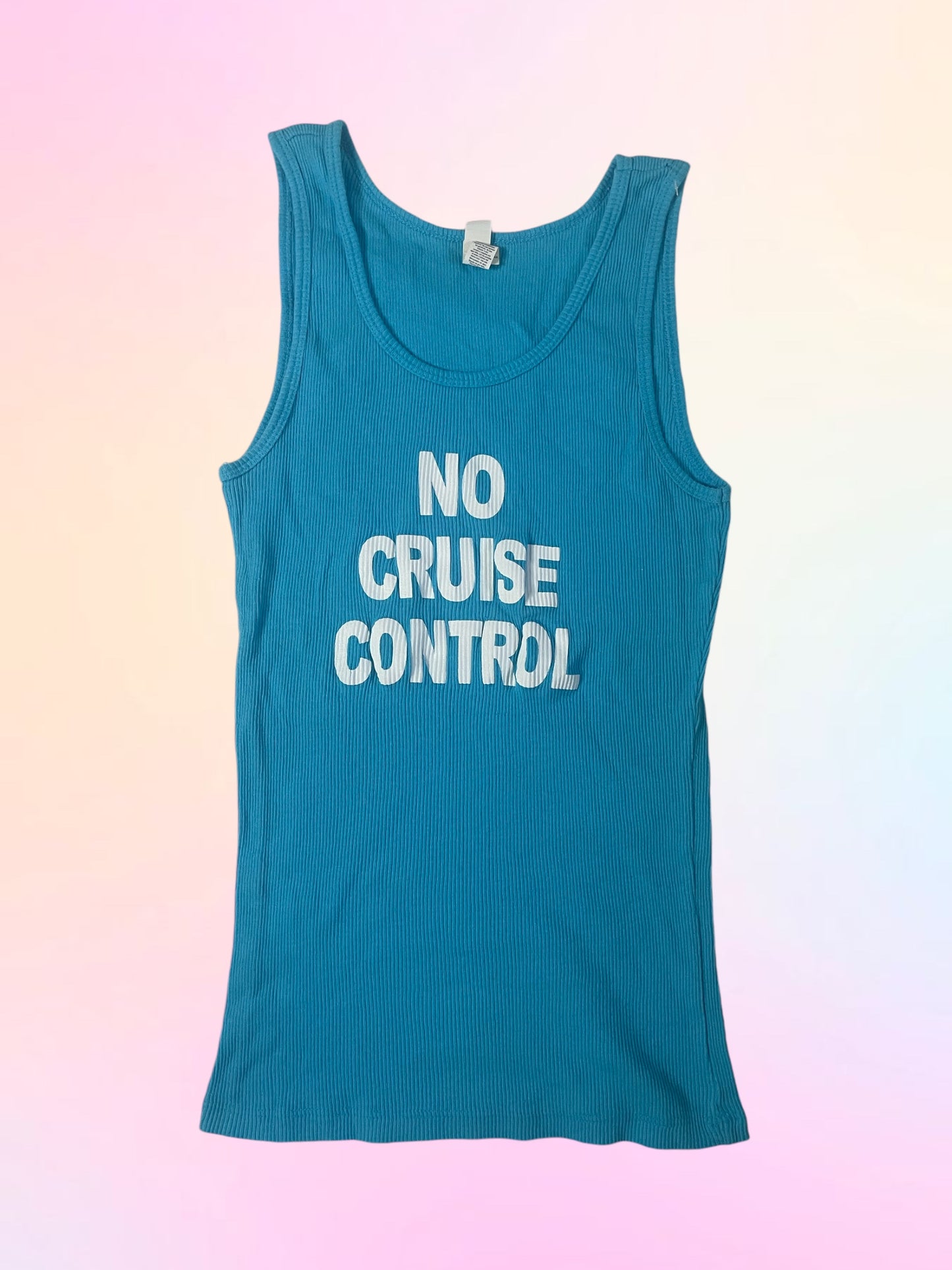 Y2k “no cruise control” slogan tank