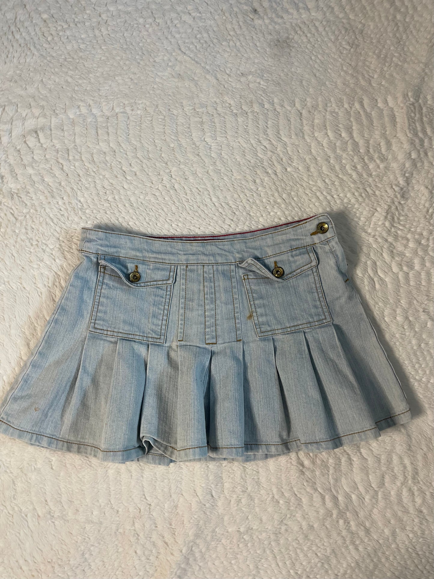 Y2k pleated denim mini skirt